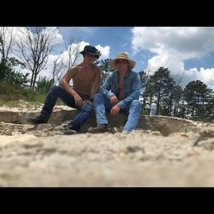 Meet your Posher, Eric